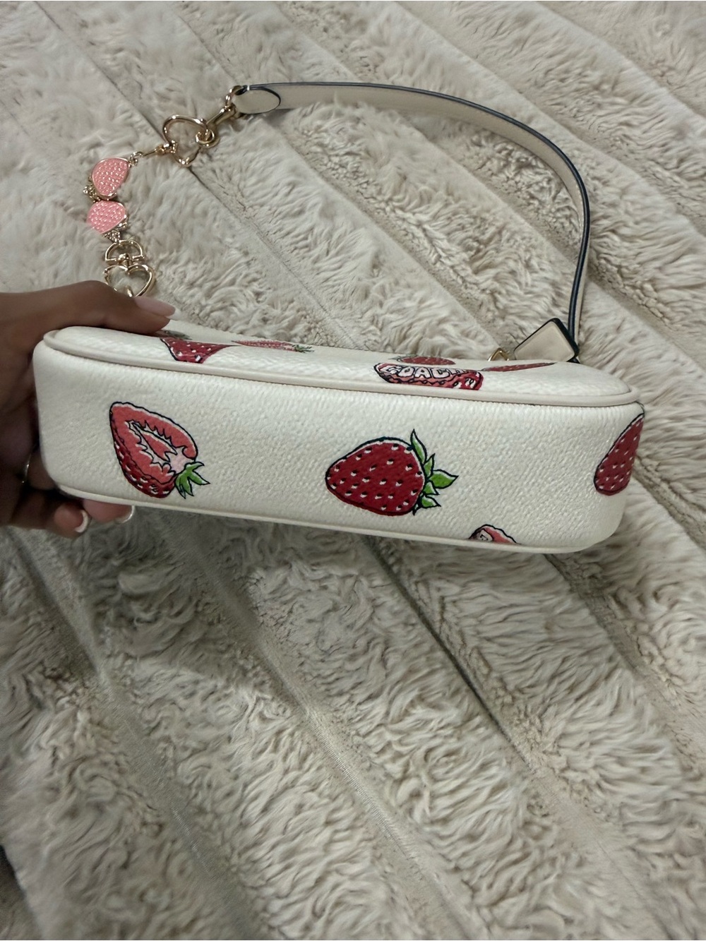 Coach White Leather Shoulder Bag with Pink Strawberry Print and Gold Hardware - Picture 3 of 6